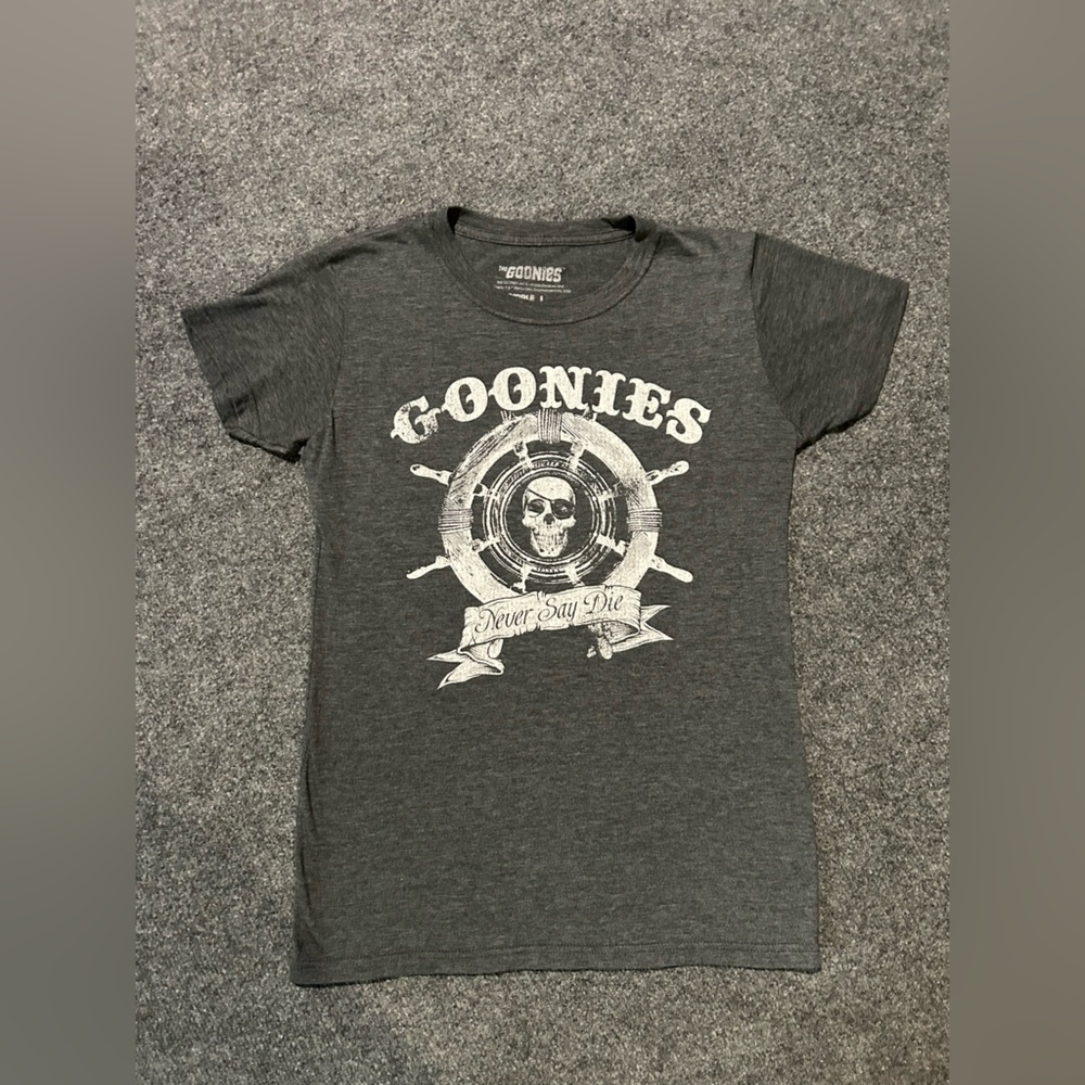 “Goonies” T-shirt Ripple Junction brand size L